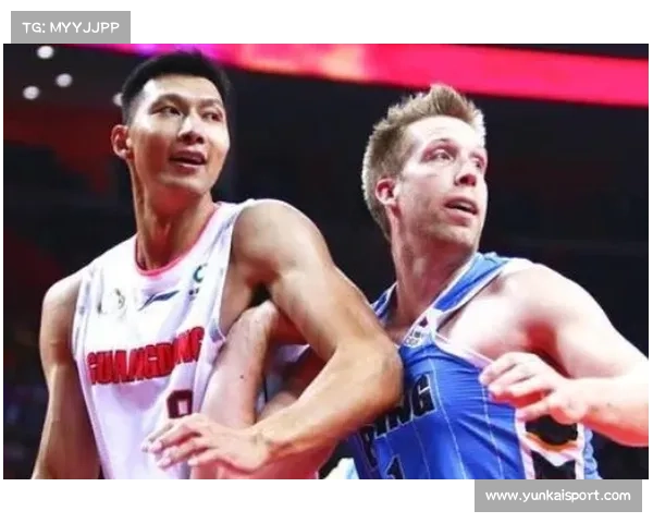 篮球明星跨界守门引发热议 郭艾伦韩德君联手亮相东北明星足球赛